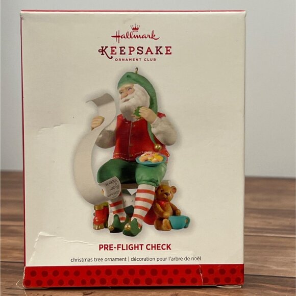 2013 HALLMARK KEEPSAKE ORNAMENT QXC5057 PRE-FLIGHT CHECK  ARTIST CRAFTED SANTA - Picture 2 of 11